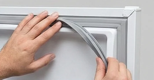 Lodówka Ariston BCB 7030 - zrealizowana naprawa