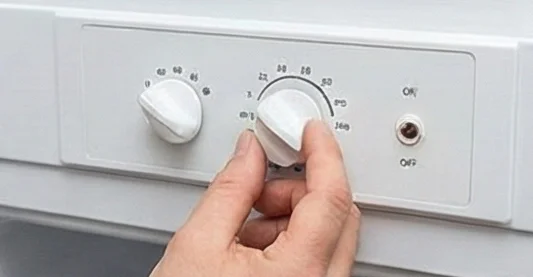 Lodówka Indesit LI8 SN2E X - zrealizowana naprawa